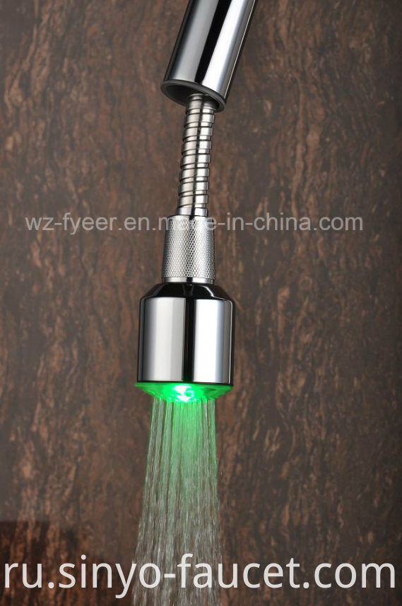 Pull-out Spray Self-Power 3 Color LED Kitchen Sink Faucet (QH0781-4F)